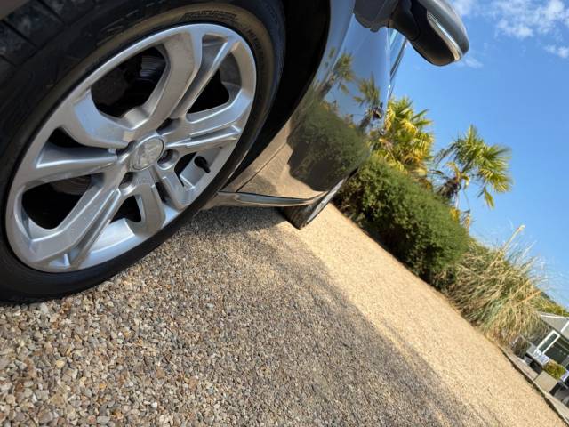 2012 Peugeot 208 1.4 HDi Allure Euro 5 5dr
