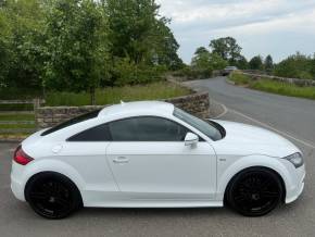 AUDI TT 2011 (11) at Motobarn Harrogate Harrogate