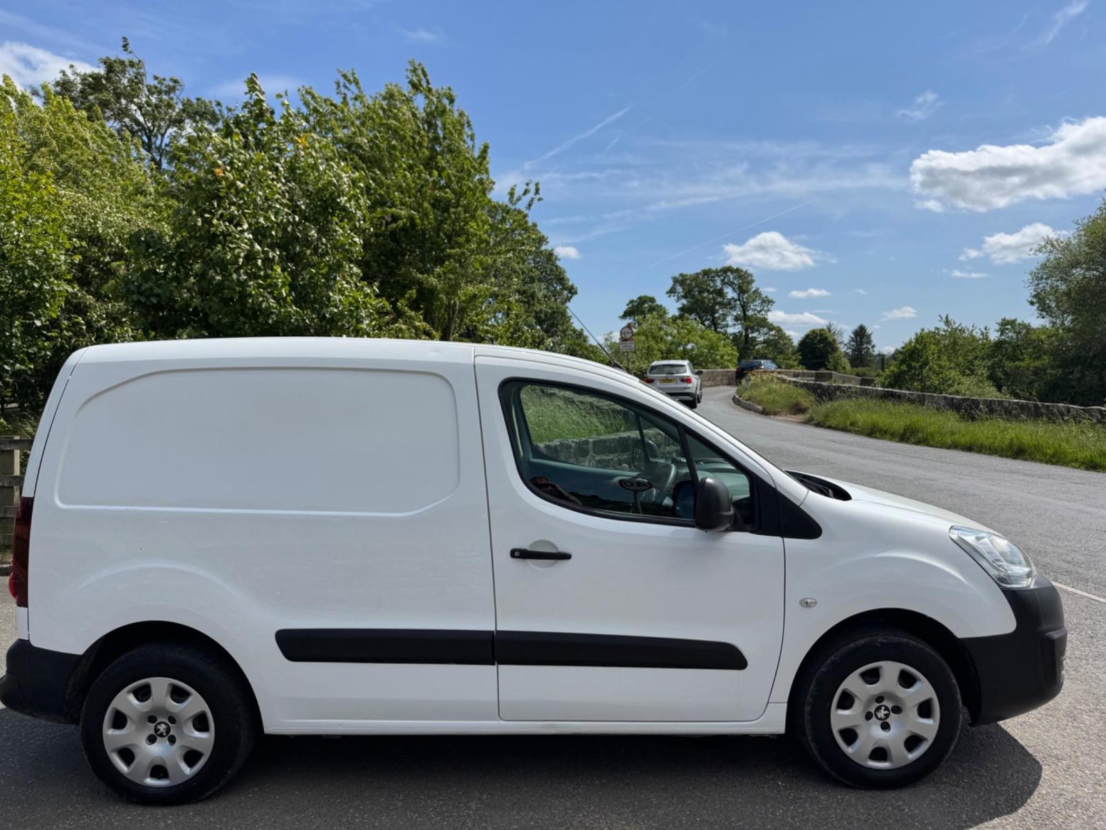2018 Peugeot Partner