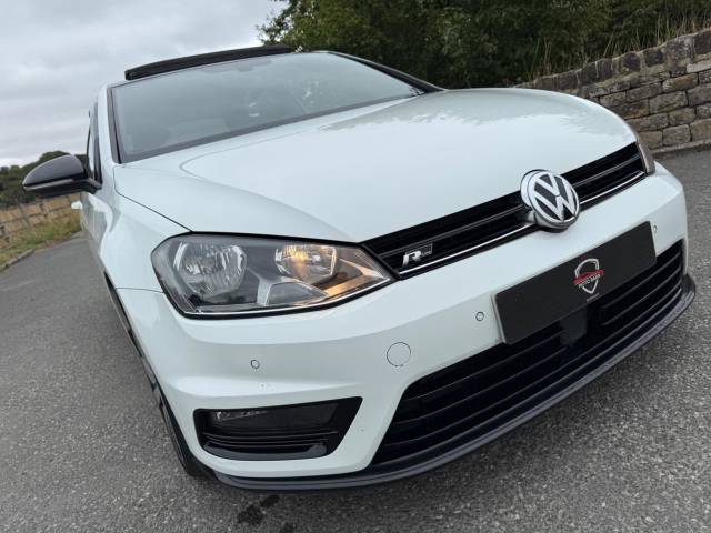 2017 Volkswagen Golf 2.0 TDI BlueMotion Tech R-Line Edition Euro 6 (s/s) 3dr