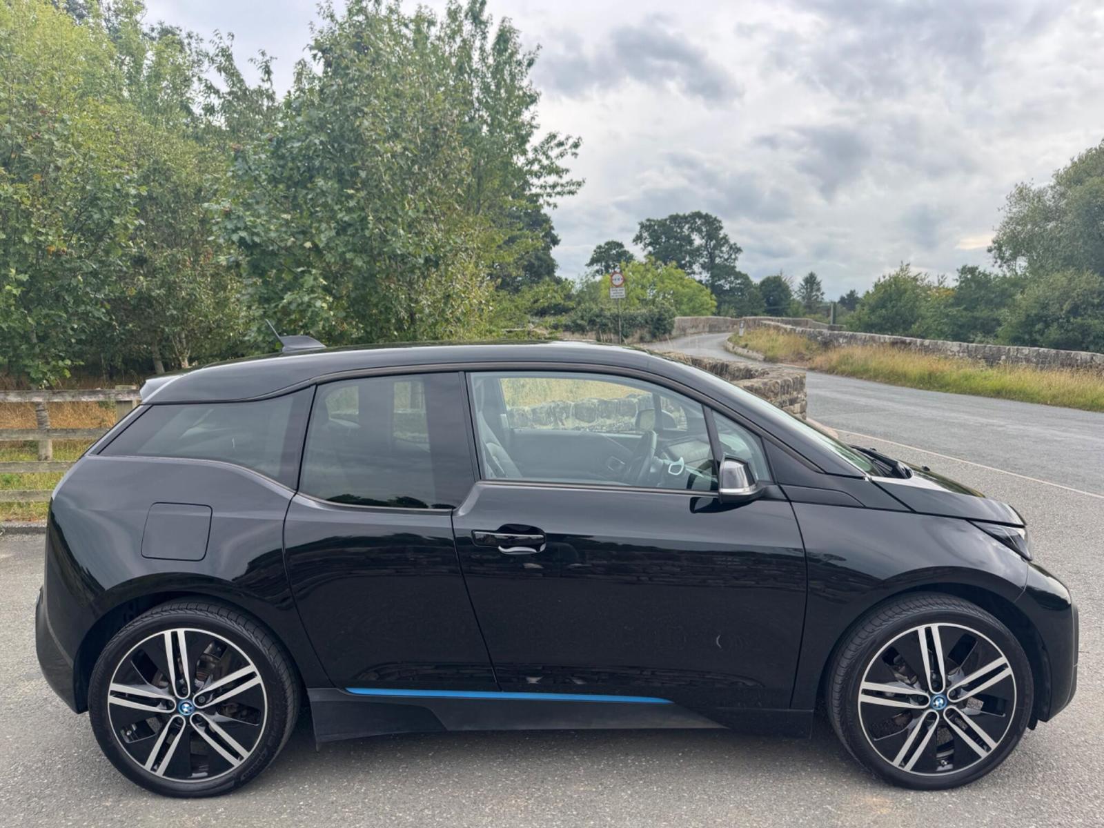 2022 BMW I3