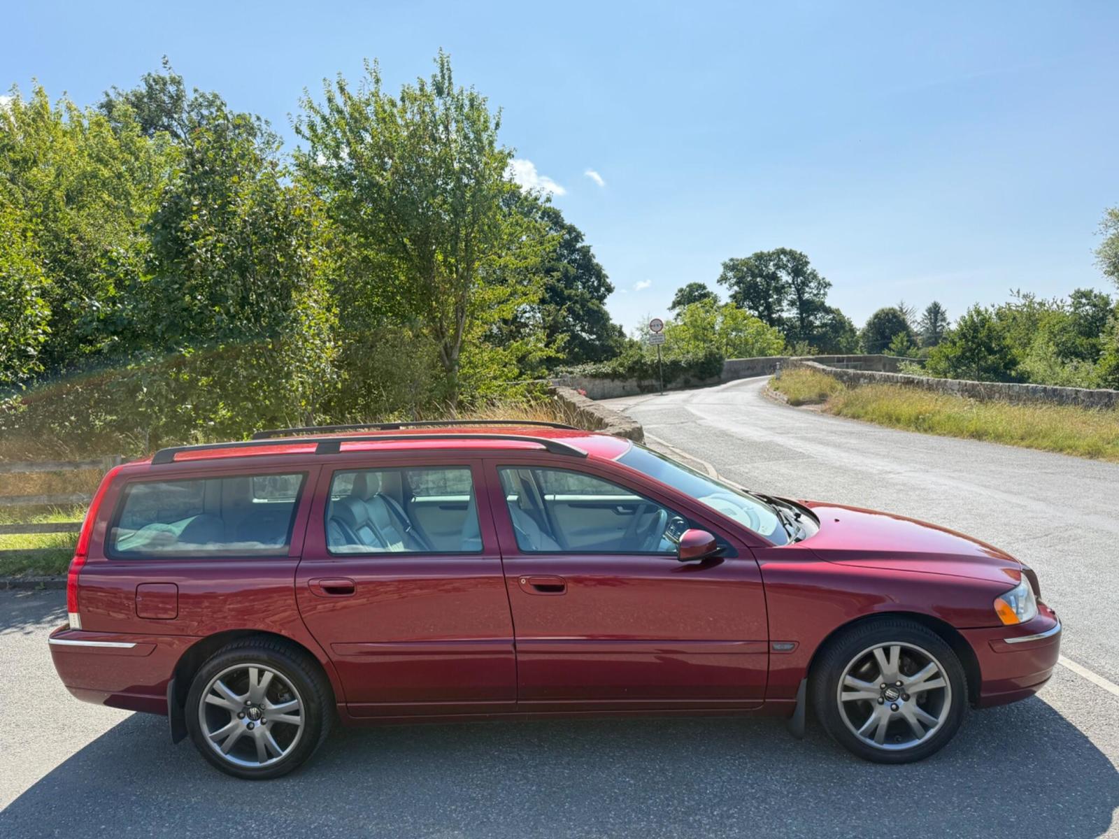 2005 Volvo V70