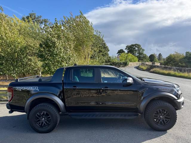 Ford Ranger 2.0 EcoBlue Raptor Auto 4WD Euro 6 (s/s) 4dr Pickup Diesel Black