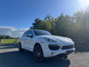 PORSCHE CAYENNE 2014 (14) at Motobarn Harrogate Harrogate