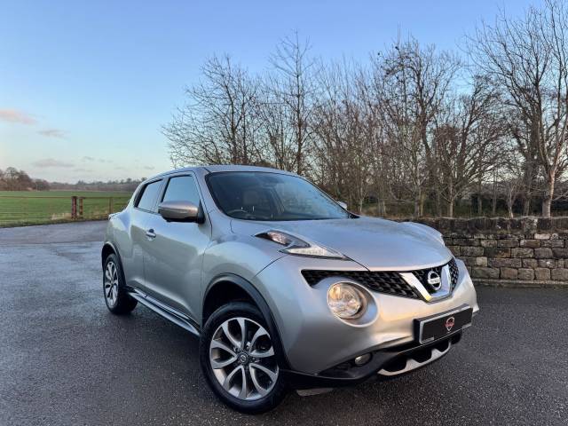 Nissan Juke 1.6 Tekna XTRON Euro 6 5dr SUV Petrol Silver