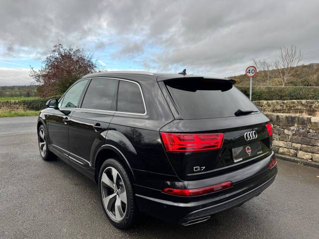 2017 Audi Q7 3.0 TDI V6 S line Tiptronic quattro Euro 6 (s/s) 5dr