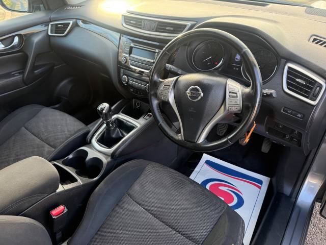 2014 Nissan Qashqai 1.5 dCi Acenta 2WD Euro 5 (s/s) 5dr