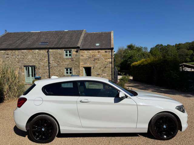 BMW 1 Series 1.5 116d Sport Euro 6 (s/s) 3dr Hatchback Diesel White