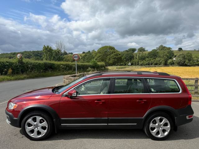 2011 Volvo XC70 2.4 D5 SE Lux Geartronic AWD Euro 5 5dr