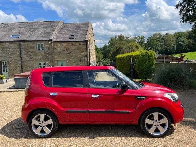 Kia Soul 1.6 Samba Euro 4 5dr SUV Petrol Red