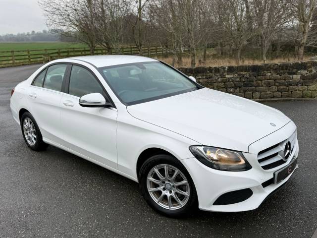 Mercedes-Benz C Class 2.1 C220d SE G-Tronic+ Euro 6 (s/s) 4dr Saloon Diesel White